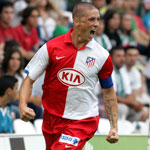 F. Torres leads the Atletico’s forward line against Villarreal