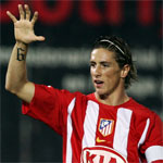 F. Torres equals Adelardo in the scorer ranking of Atletico