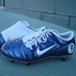 Fernando Torres released boots at practice