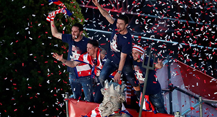 Emoci&oacute;n a flor de piel en Neptuno: “Nada es imposible, y menos si eres del Atleti”