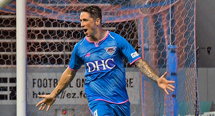 Fernando Torres rebasa el list&oacute;n de los 300 goles en el f&uacute;tbol profesional